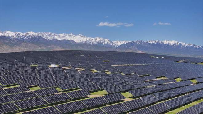 中绿电尼勒克400万千瓦风电光伏一体化项目一期并网成功