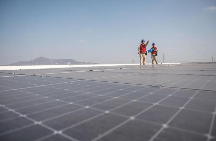 全国面积最大柔性屋顶光伏电站在镇江并网发电，光伏科技引领绿色能源新篇章